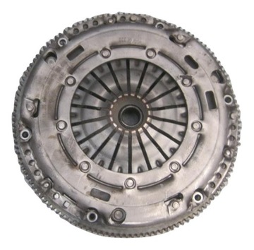 Vw golf vii 7 1.4 tsi зчеплення 04e141025a фото №1