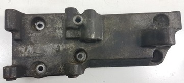 Лапи основание генератора volvo 2.4 9135170 b5252 фото №1