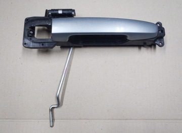 Yaris ii 05-12 auris i ручка передних дверь 1f8 фото №1