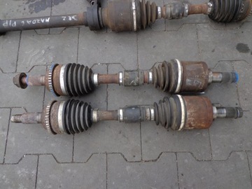 Піввісь ліва коротка mazda 6 2.0 citd rf7j 06-08r. фото №1