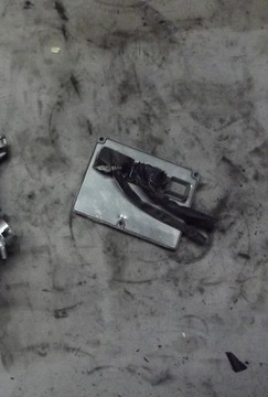 Focus ii c-max 1.8 блок керування двигуна 3m5112a650gd фото №1