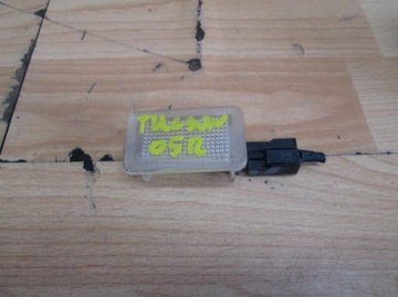 Лампа освещение потолок hyundai tucson 04-09 фото №1