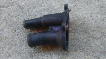 Mazda 2 02-07 1.25 b штуцер шланг воды фото №1