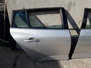 Двері зад задні renault megane iv універсал 16- фото №1