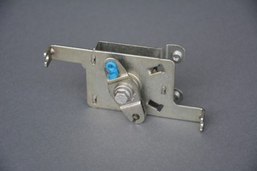 Iveco daily 06-18 замок средний дверь задних фото №1