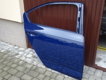 Skoda octavia iii 5e0 дверь зад задние правые 4711 фото №1