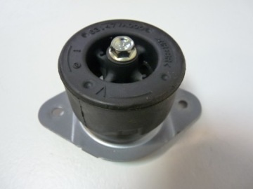 subaru LEVORG подушка лапа 63147VA000