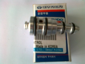 Клапан упавляющий компрессорa кондиционера daewoo, фото