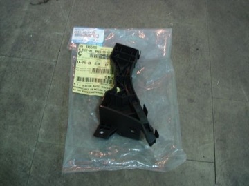 Mazda 3 03-09 fasteners bumpers front right, фото