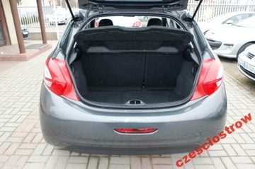 Peugeot 208 2013 цоколь фонаря комплектный, фото