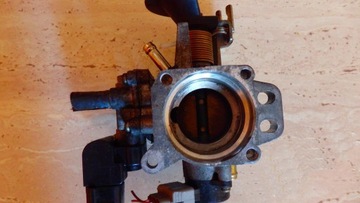 Throttle included toyota yaris 1.0 8945252011, фото