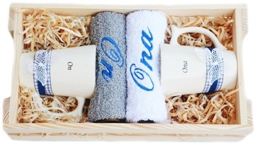 Original for a gift wedding glasses towels with embroidery, фото