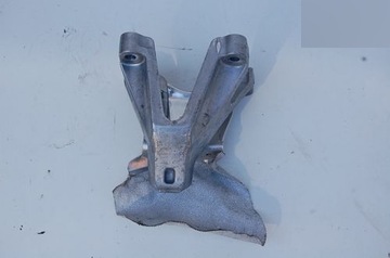 Audi a4 a5 q5 bracket support 8k0199387, фото