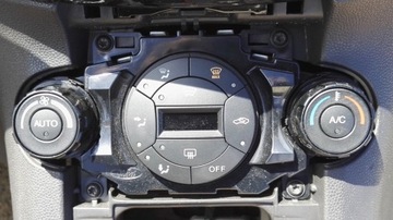 Ford fiesta mk7 air conditioner control panel climatronic, фото