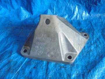 Кронштейн двигуна bmw f01 4.4 73681310, фото