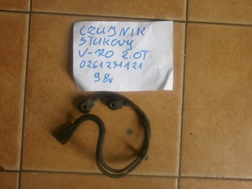VOLVO V70 2.0 T датчик stukowy 0261231121
