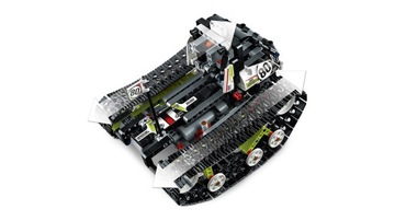 LEGO TECHNIC Гусеничный гонщик с дистанционным управлением (42065)