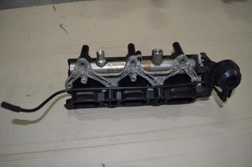 Kolektor ssący audi vw 06E133110C