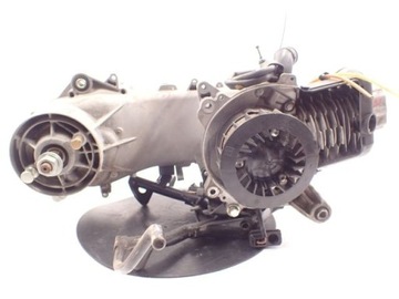 Двигатель Piaggio Vespa 50 Quatro.