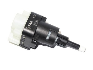 WŁĄCZNIK CZUJNIK ŚWIATEŁ HAMULCA STOP