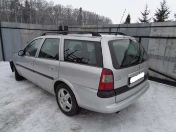 LIŠTA CLONA (KRYT) KRYT ZADNÍ OPEL VECTRA B KOMBI L147