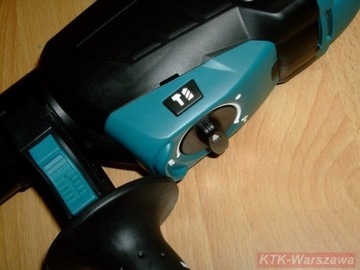 Ударная дрель Makita HR2631FT SDS + LED AVT