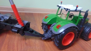 РАДИОУПРАВЛЯЕМЫЙ ТРАКТОР FENDT 1050 VARIO 1:16