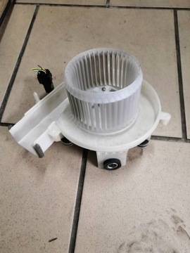 LEXUS NX VENTILÁTOR BATERIE AKUMULÁTORU