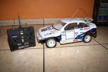 KYOSHO FORD ESCORT RS , super model,napęd paskowy!