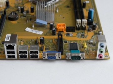 Материнская плата Fujitsu D2740-A21 GS 3 — LGA775/BTX