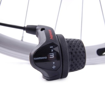 КОЛЕСА 26 ДЮЙМОВ, ПЕРЕДНИЕ ЗАДНИЕ ШЕСТЕРНИ SHIMANO NEXUS 3V