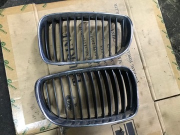 NERKI GRILL ATRAPA BMW E87 LIFT L+P