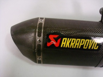 SUZUKI GSR 750 ГЛУШИТЕЛЬ ВЫХЛОПА АКСЕССУАР AKRAPOVIC