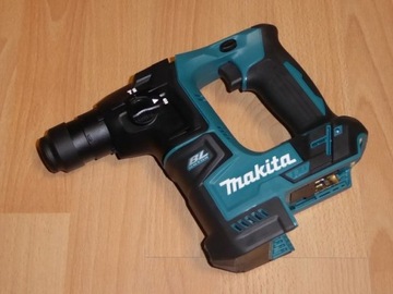 Набор MAKITA 18V - шлифовальная машина, молоток, отвертка