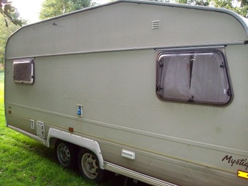 LISTWA ALUMINIOWA TRZYMAJĄCA SZYBY KEMPING CAMPER