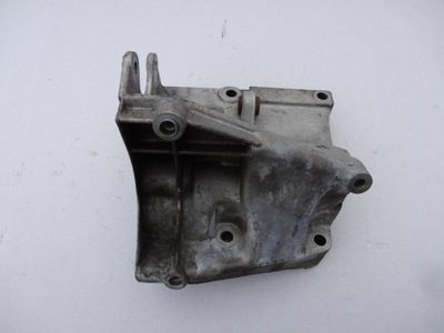 Audi a8 d2 опора насоса усилителя 077260885g фото №1