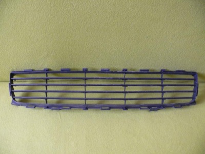 Решітка w бампер toyota auris фото №1