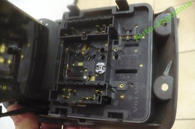 Volvo s40 v40 2.0b коробка реле фото №1