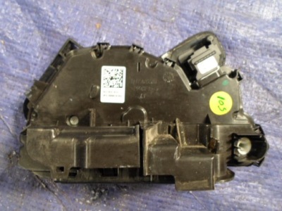 Skoda fabia iii замок двері лівий перед 5g1837015 фото №1