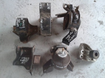 Hyundai grandeur 2.2 crdi 2007r подушка двигуна фото №1