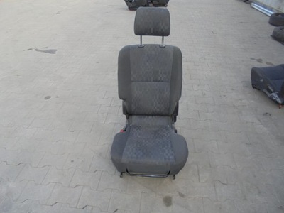 Сиденье сиденье 2 ряд левый toyota avensis verso фото №1