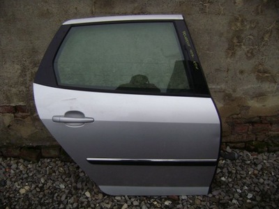 Двері праве задні peugeot 407 kombi повний фото №1