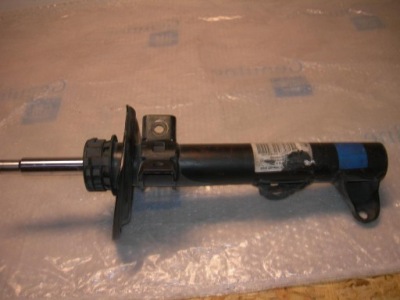 Mercedes c-klasa w204 амортизатор перед фото №1