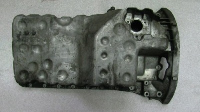 Mercedes поддон масляная 2.2 cdi 6110140602 фото №1