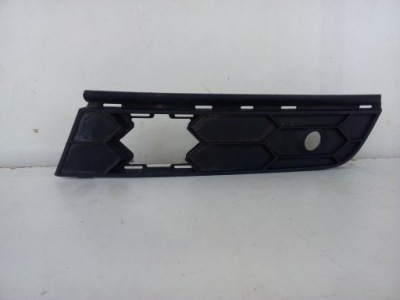 Skoda yeti решётка бампера правая фото №1