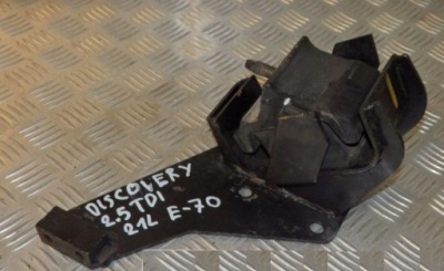 Land rover discovery i 300 2.5 tdi кронштейн подушка фото №1