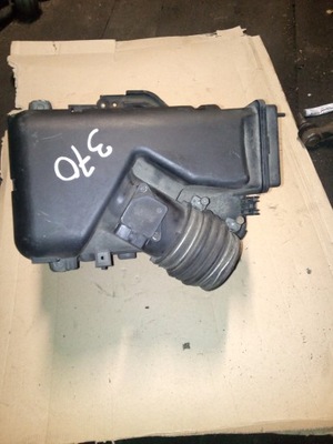 Корпус фільтра повітря lexus rx300 3.0 17701-20070 фото №1