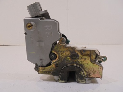 Замок двері pp nissan primera p11 c3270 фото №1