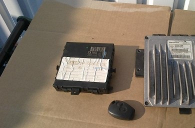 COMPUTER UCH KEY SET RENAULT TWINGO II DCI - milautoparts-fr.ukrlive.com