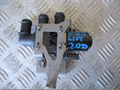 Клапан воды помпа 8572508 bmw x3 f25 lift фото №1